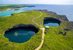 通り池（空撮）／伊良部島の超人気おすすめスポット～沖縄の離島で過ごす癒しの時間