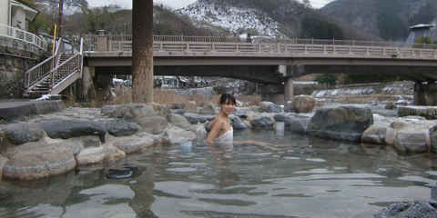 温泉とキャンプ　岡山県