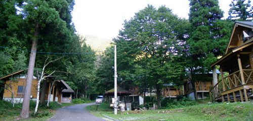 コテージやバンガローが人気のキャンプ場　富山県